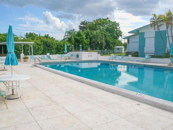 1950 Lake Osborne Drive 12, Lake Worth Beach FL 33461