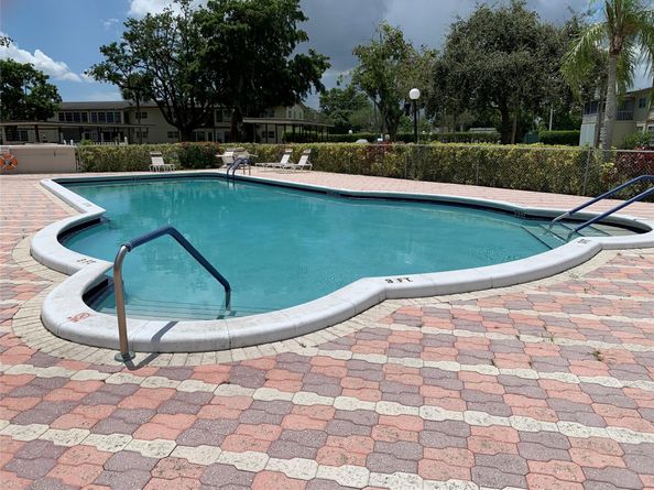 7805 W Atlantic Blvd 101, Margate FL 33063