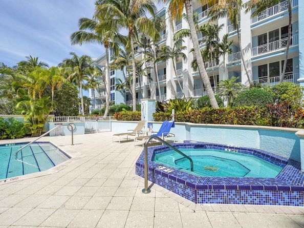 701 SE 21st Avenue 306, Deerfield Beach FL 33441