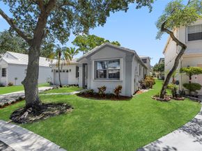 9424 NW 8 Cr, Plantation FL 33324