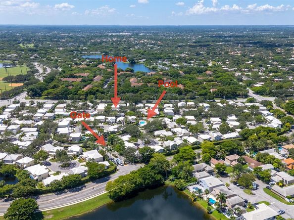 9424 NW 8 Cr, Plantation FL 33324