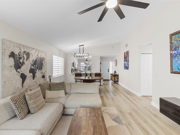 9424 NW 8 Cr, Plantation FL 33324