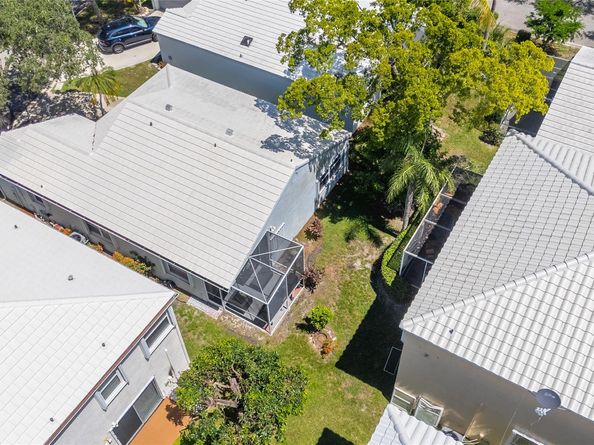 9424 NW 8 Cr, Plantation FL 33324