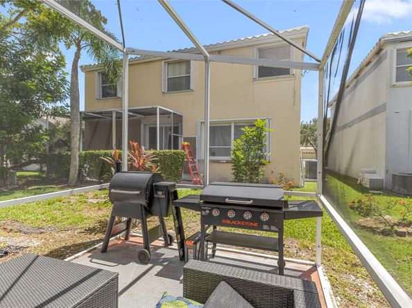 9424 NW 8 Cr, Plantation FL 33324