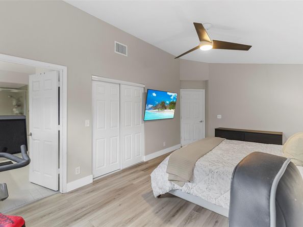 9424 NW 8 Cr, Plantation FL 33324