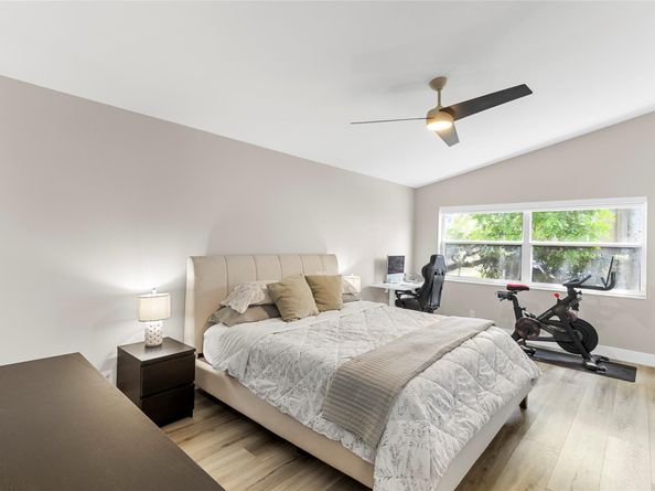 9424 NW 8 Cr, Plantation FL 33324