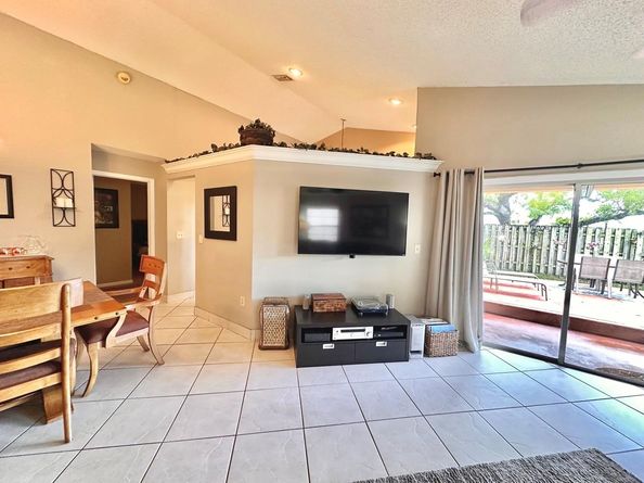 12278 NW 30th Mnr, Sunrise FL 33323