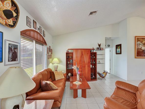 10510 SW 20th St, Miramar FL 33025