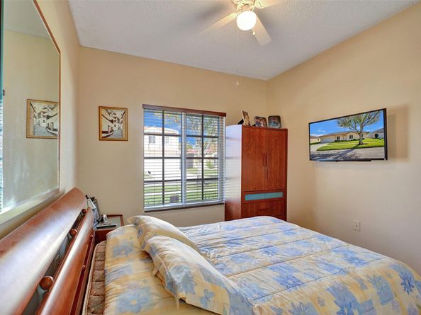 10510 SW 20th St, Miramar FL 33025