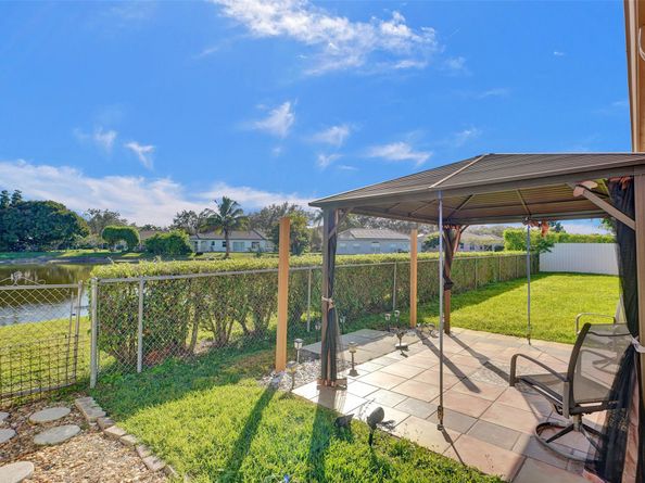 10510 SW 20th St, Miramar FL 33025