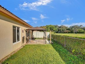 10510 SW 20th St, Miramar FL 33025