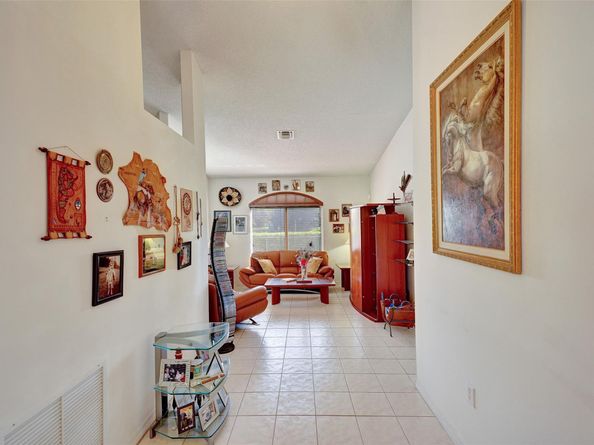 10510 SW 20th St, Miramar FL 33025