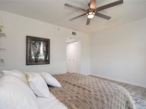 520 SE 5 Av 2311, Fort Lauderdale FL 33301