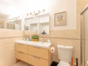1910 N 35th Ave, Hollywood FL 33021