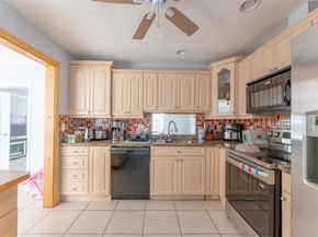 1910 N 35th Ave, Hollywood FL 33021