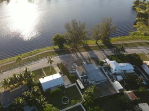 1441 Crest Drive, Lake Worth FL 33461