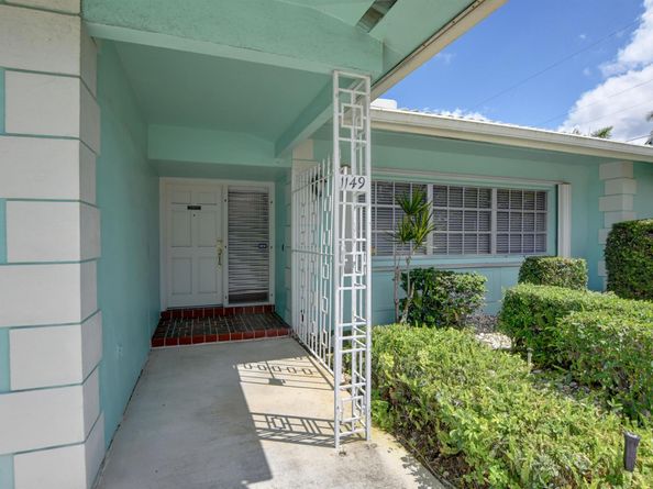 1149 SW 11th Street, Boca Raton FL 33486