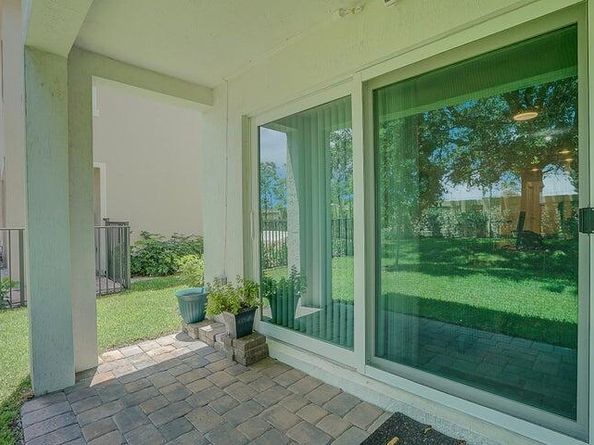 6765 Broadwater Lane, Lake Worth FL 33467
