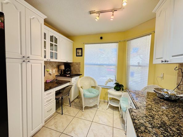 7426 Pinewalk Dr 7426, Pompano Beach FL 33063