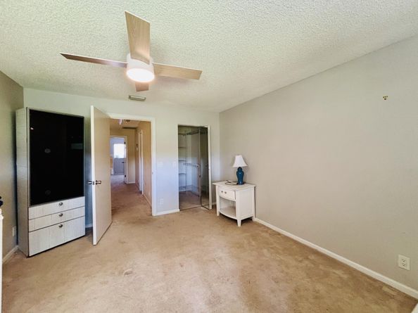 7426 Pinewalk Dr 7426, Pompano Beach FL 33063