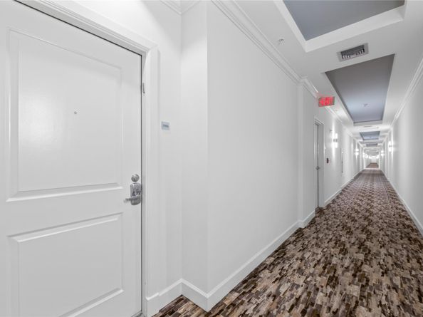 511 SE 5th Ave 1906, Fort Lauderdale FL 33301