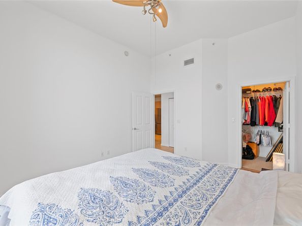 511 SE 5th Ave 1906, Fort Lauderdale FL 33301