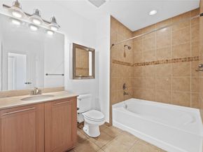 511 SE 5th Ave 1906, Fort Lauderdale FL 33301