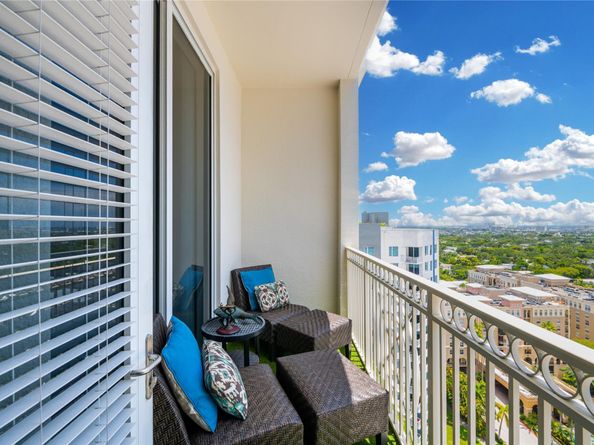 511 SE 5th Ave 1906, Fort Lauderdale FL 33301