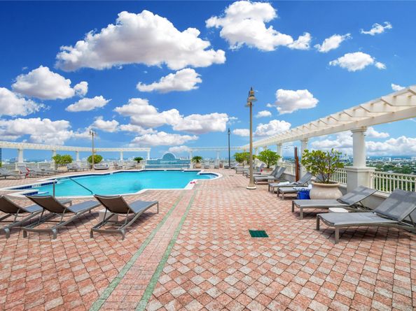 511 SE 5th Ave 1906, Fort Lauderdale FL 33301