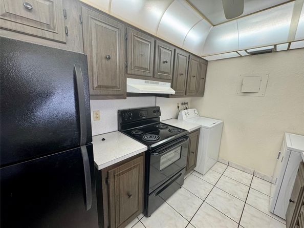 1152 NW 83rd Ave D66, Plantation FL 33322