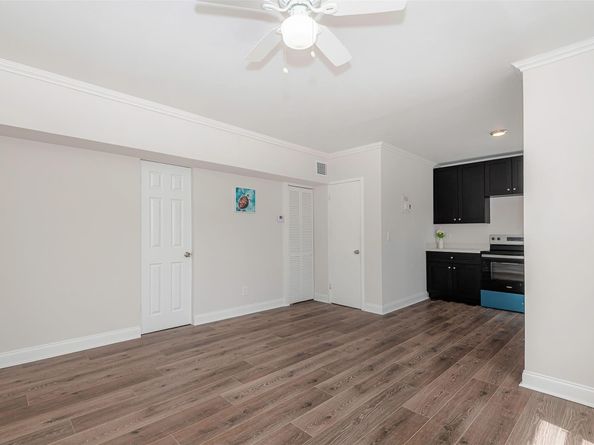 412 SE 22nd St, Fort Lauderdale FL 33316