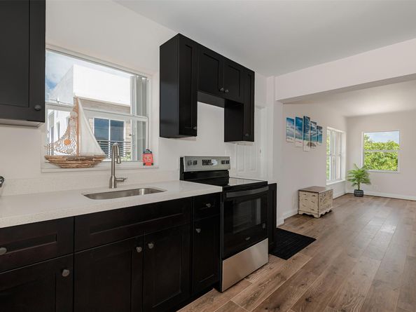412 SE 22nd St, Fort Lauderdale FL 33316