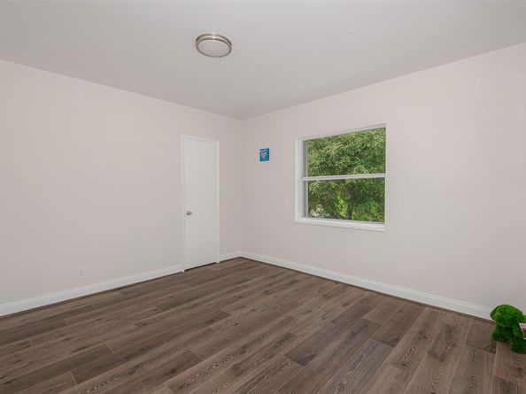 412 SE 22nd St, Fort Lauderdale FL 33316