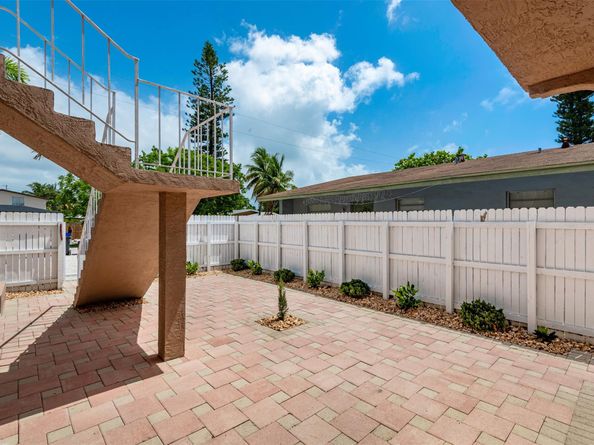412 SE 22nd St, Fort Lauderdale FL 33316