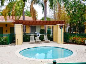 6906 W Sample Road 6906, Coral Springs FL 33067