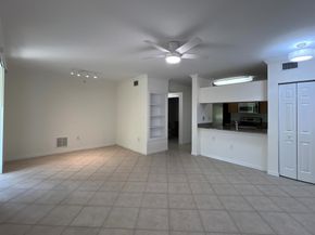 6410 Emerald Dunes Drive 307, West Palm Beach FL 33411