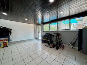 2413 Sugarloaf Ln, Fort Lauderdale FL 33312