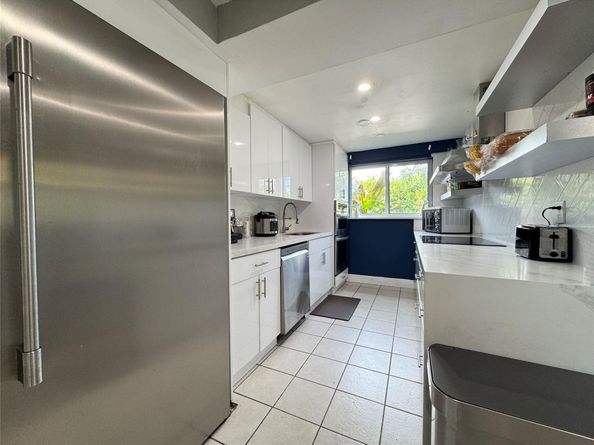 2413 Sugarloaf Ln, Fort Lauderdale FL 33312