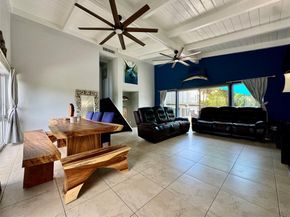 2413 Sugarloaf Ln, Fort Lauderdale FL 33312