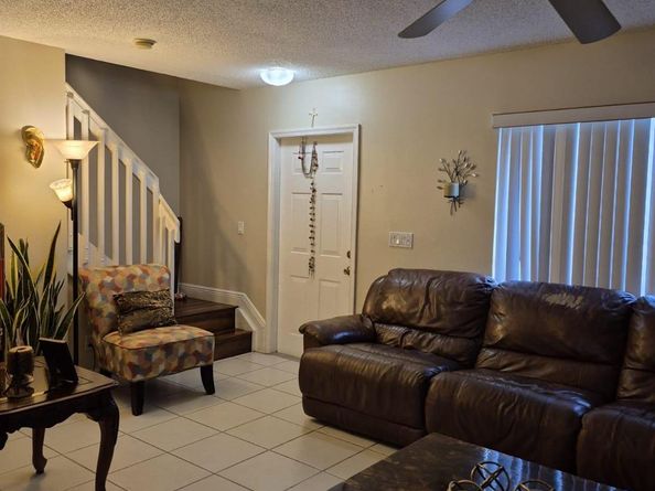 4753 SW 13th Place, Deerfield Beach FL 33442