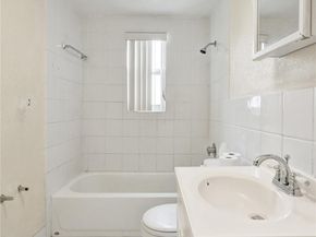 2055 NW 8th St, Pompano Beach FL 33069