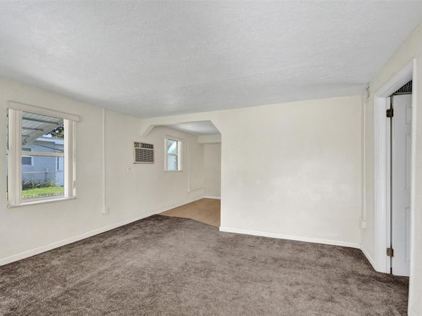 2055 NW 8th St, Pompano Beach FL 33069