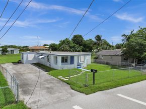 2055 NW 8th St, Pompano Beach FL 33069