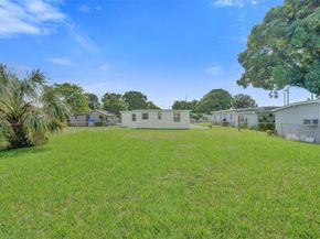 2055 NW 8th St, Pompano Beach FL 33069