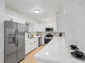 7070 Liberty St, Hollywood FL 33024