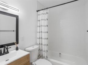 7070 Liberty St, Hollywood FL 33024