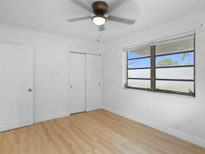 7070 Liberty St, Hollywood FL 33024