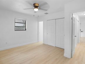 7070 Liberty St, Hollywood FL 33024