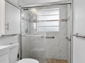 5 Abbey Lane 204, Delray Beach FL 33446
