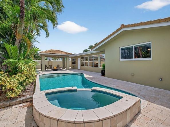 5730 NE 21st Rd, Fort Lauderdale FL 33308